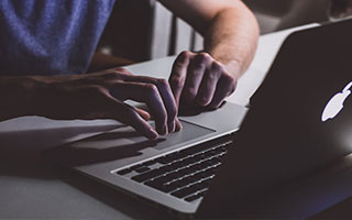 巴萨卖库库雷利亚只赚了980万欧，1年后切尔西就花了6300万